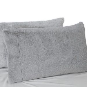 UGG Polar Plush Pillowcases in Glacier Grey
